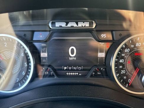 Used 2023 RAM 1500 Big Horn image 28