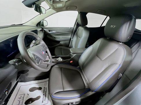 New 2026 Buick Encore GX Sport Touring w/ Comfort Package AWD/4WD image 17
