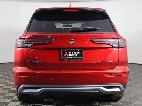 New 2026 Mitsubishi Outlander SE FWD image 14