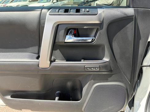 Used 2023 Toyota 4Runner Limited AWD/4WD image 13