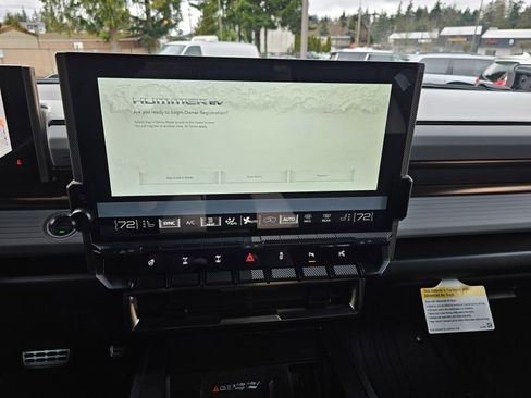 Used 2024 GMC Hummer EV 3X w/ Extreme Off-Road Package image 31