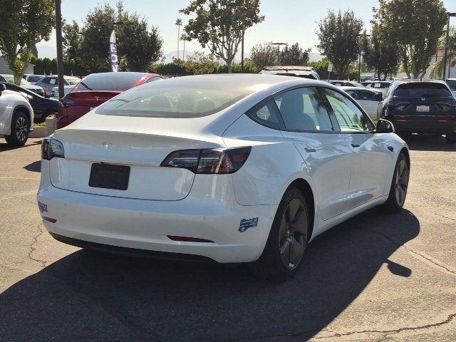 Used 2021 Tesla Model 3 Standard Range Plus RWD image 5