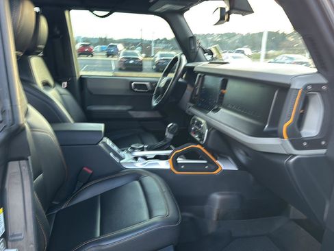 Used 2021 Ford Bronco Badlands image 10