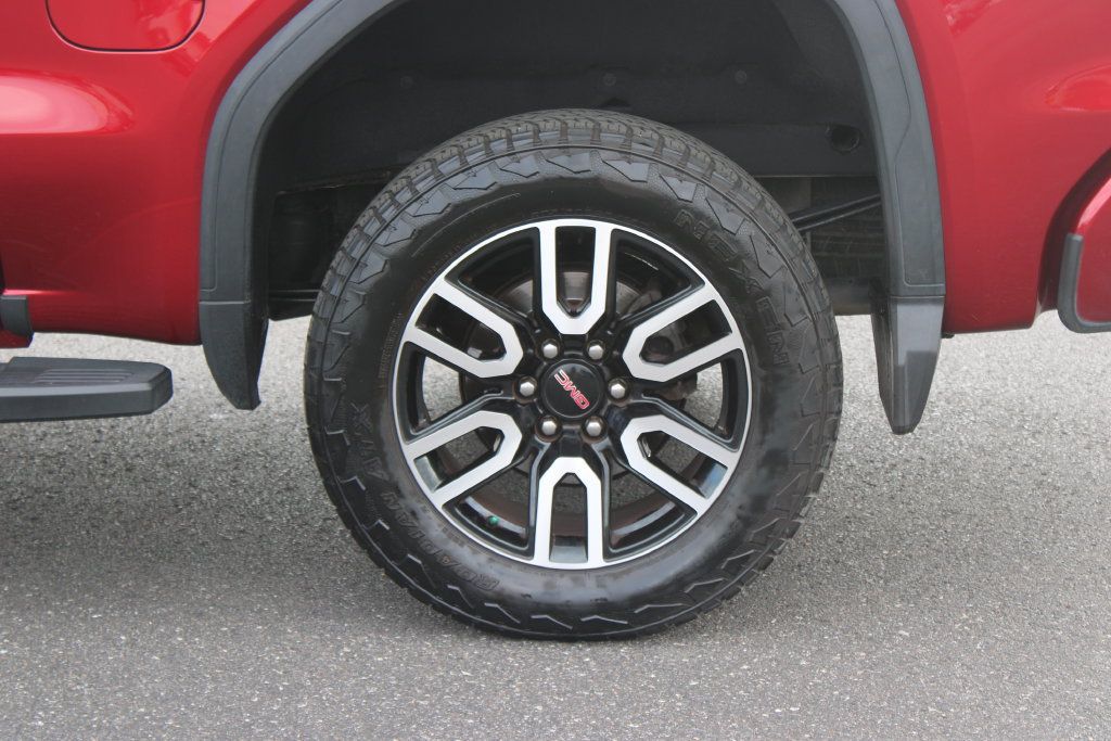 Used 2021 GMC Sierra 1500 AT4 w/ AT4 Preferred Package AWD/4WD image 14