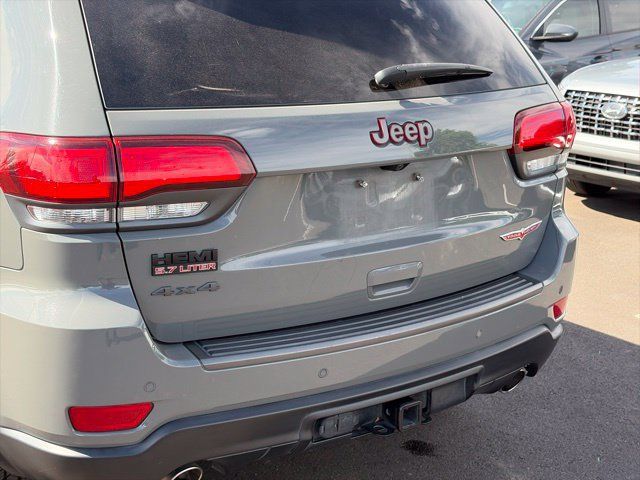 Used 2021 Jeep Grand Cherokee Trailhawk AWD/4WD image 3