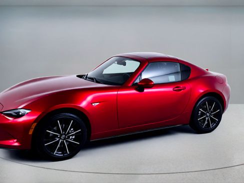 New 2026 MAZDA MX-5 Miata RF Grand Touring w/ Weather Package RWD image 3