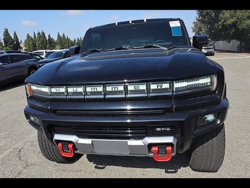 Used 2024 GMC Hummer EV 3X w/ LPO, Sport Package AWD/4WD image 9
