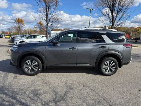 New 2025 Nissan Pathfinder SL w/ Lighting Package (N92) image 9