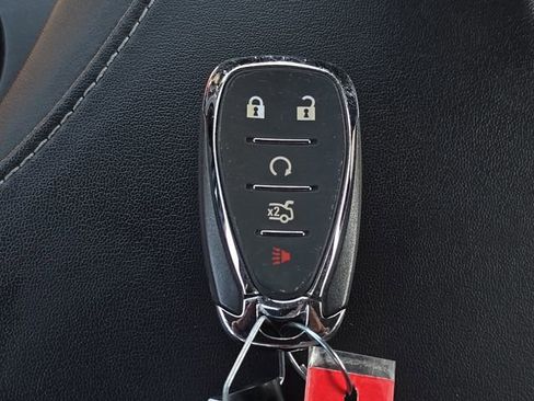 Used 2021 Chevrolet Camaro LT w/ RS Package image 30