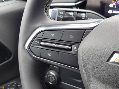 New 2026 Chevrolet Suburban Premier image 8