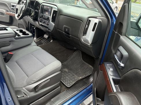 Used 2018 GMC Sierra 1500 SLE w/ SLE Value Package AWD/4WD image 19