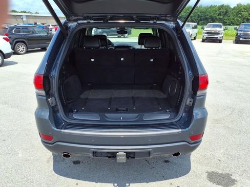 Used 2017 Jeep Grand Cherokee Trailhawk image 8