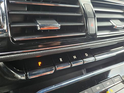 Used 2024 Lincoln Navigator L 4WD image 20