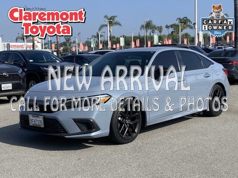 Used 2023 Honda Civic Sport image 1
