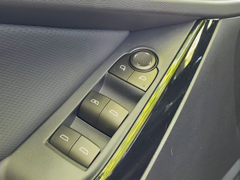 New 2026 Chevrolet Equinox LT w/ Safety and Technology Package image 14