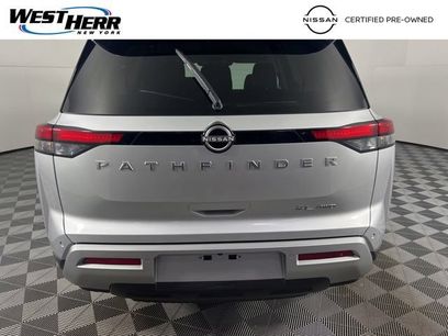 Certified 2025 Nissan Pathfinder SL