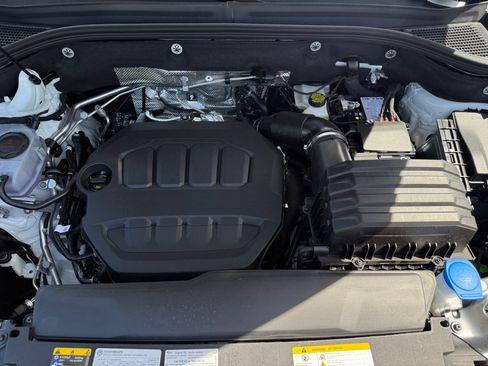 New 2026 Volkswagen Atlas SEL Premium R-Line AWD/4WD image 16