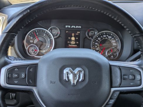 Used 2024 RAM 3500 Big Horn image 27