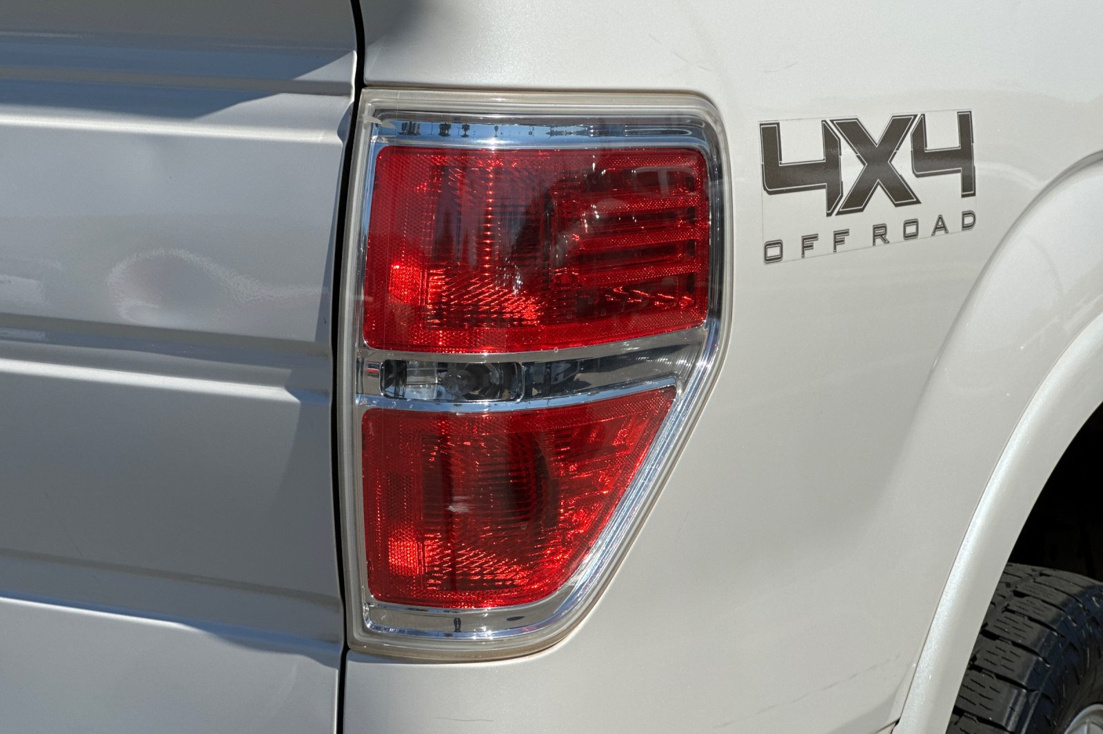 Used 2012 Ford F150 Lariat w/ Lariat Plus Pkg AWD/4WD image 25