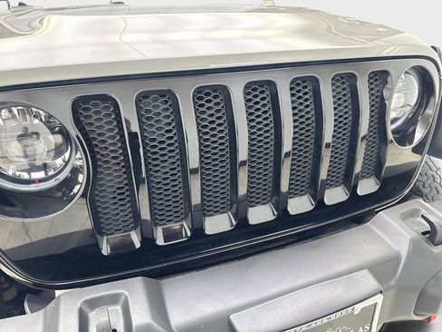 Used 2023 Jeep Wrangler Sport AWD/4WD image 26