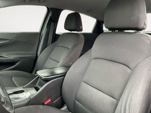 Used 2016 Chevrolet Malibu LT image 10