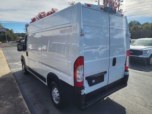 Used 2020 RAM ProMaster 2500 w/ Interior Convenience Group image 4