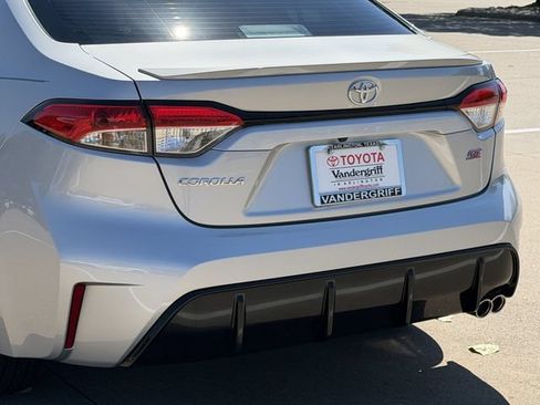 Used 2026 Toyota Corolla SE FWD image 6