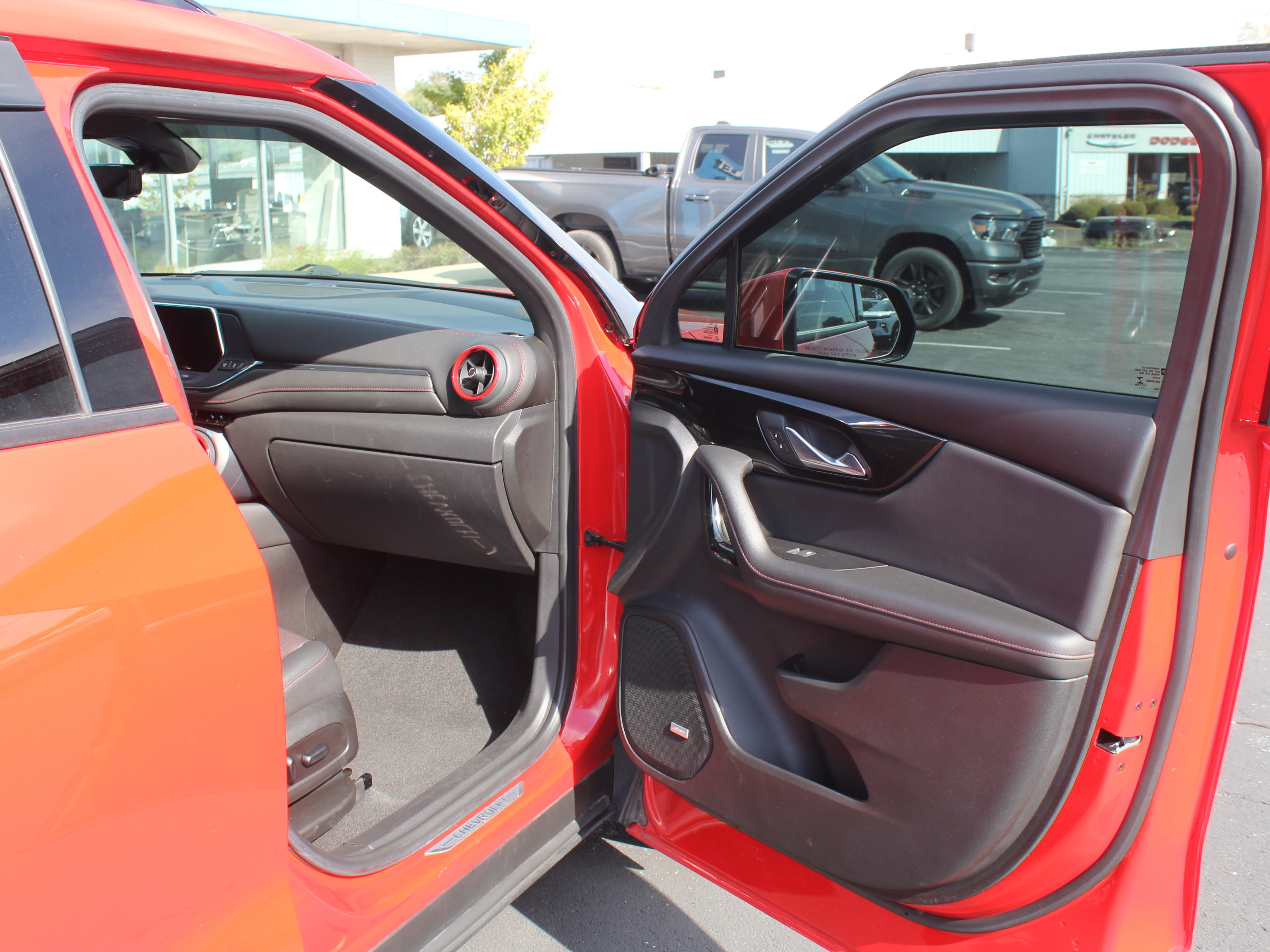 Used 2021 Chevrolet Blazer RS w/ Enhanced Convenience Package FWD image 26