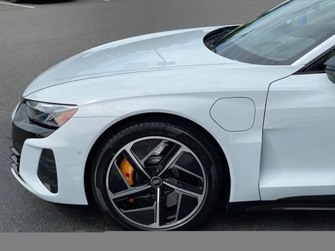 Used 2024 Audi RS e-tron GT w/ Carbon Performance Package AWD/4WD image 15