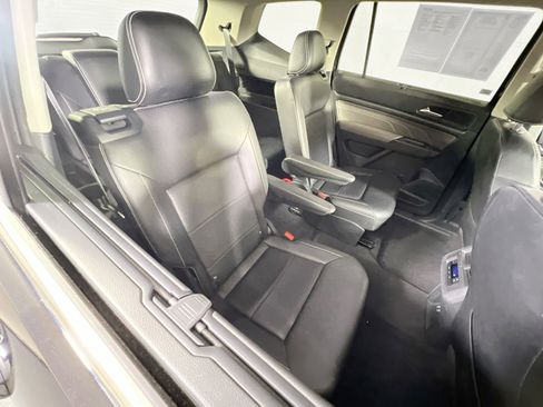 Used 2023 Volkswagen Atlas SE AWD/4WD image 26