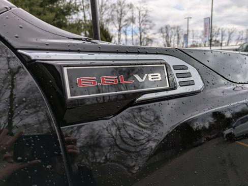 New 2026 GMC Sierra 2500 SLT w/ SLT Premium Package AWD/4WD image 39