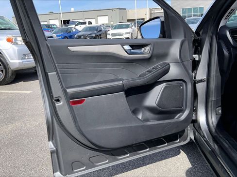 Certified 2022 Ford Escape SEL image 21