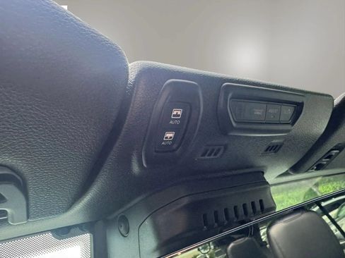 Used 2021 Jeep Wrangler Unlimited Sahara w/ Cold Weather Group AWD/4WD image 17