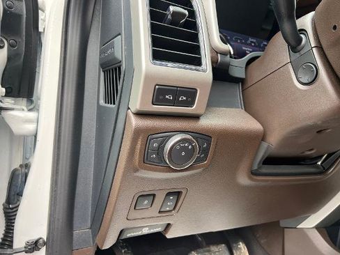 Used 2022 Ford F350 King Ranch w/ Chrome Package image 15