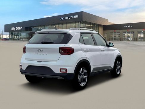 New 2026 Hyundai Venue SEL FWD image 7