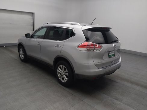 Used 2016 Nissan Rogue SV image 5