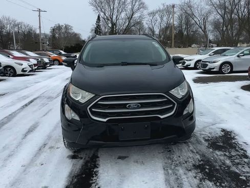 Used 2019 Ford EcoSport SE image 3