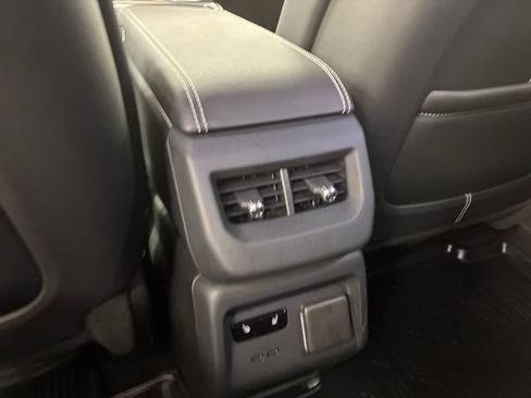 Certified 2025 Cadillac Optiq Luxury 2 w/ LPO, Floor Liner Package AWD/4WD image 19