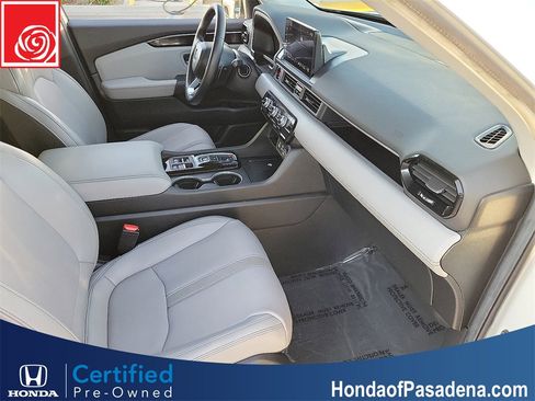Certified 2023 Honda Pilot Touring image 23