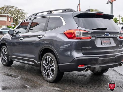 Used 2025 Subaru Ascent Touring AWD/4WD image 19