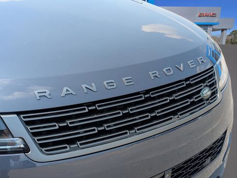 Used 2023 Land Rover Range Rover Sport SE AWD/4WD image 5
