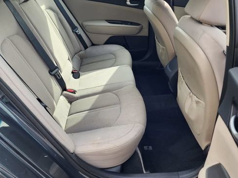 Used 2016 Kia Optima LX FWD image 8