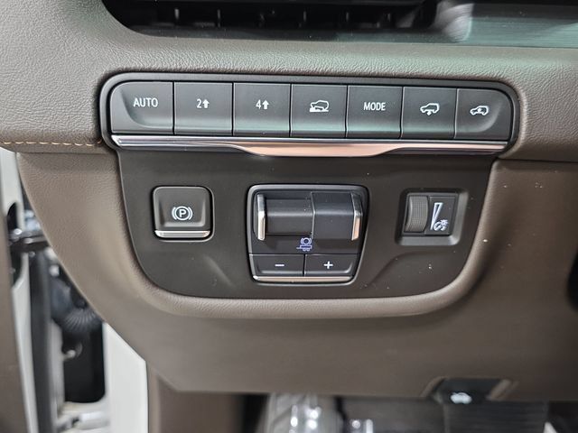 Used 2021 Cadillac Escalade Sport w/ Driver Assist Tech Package AWD/4WD image 26