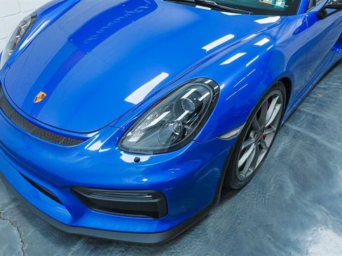 Used 2016 Porsche Cayman GT4 RWD image 9