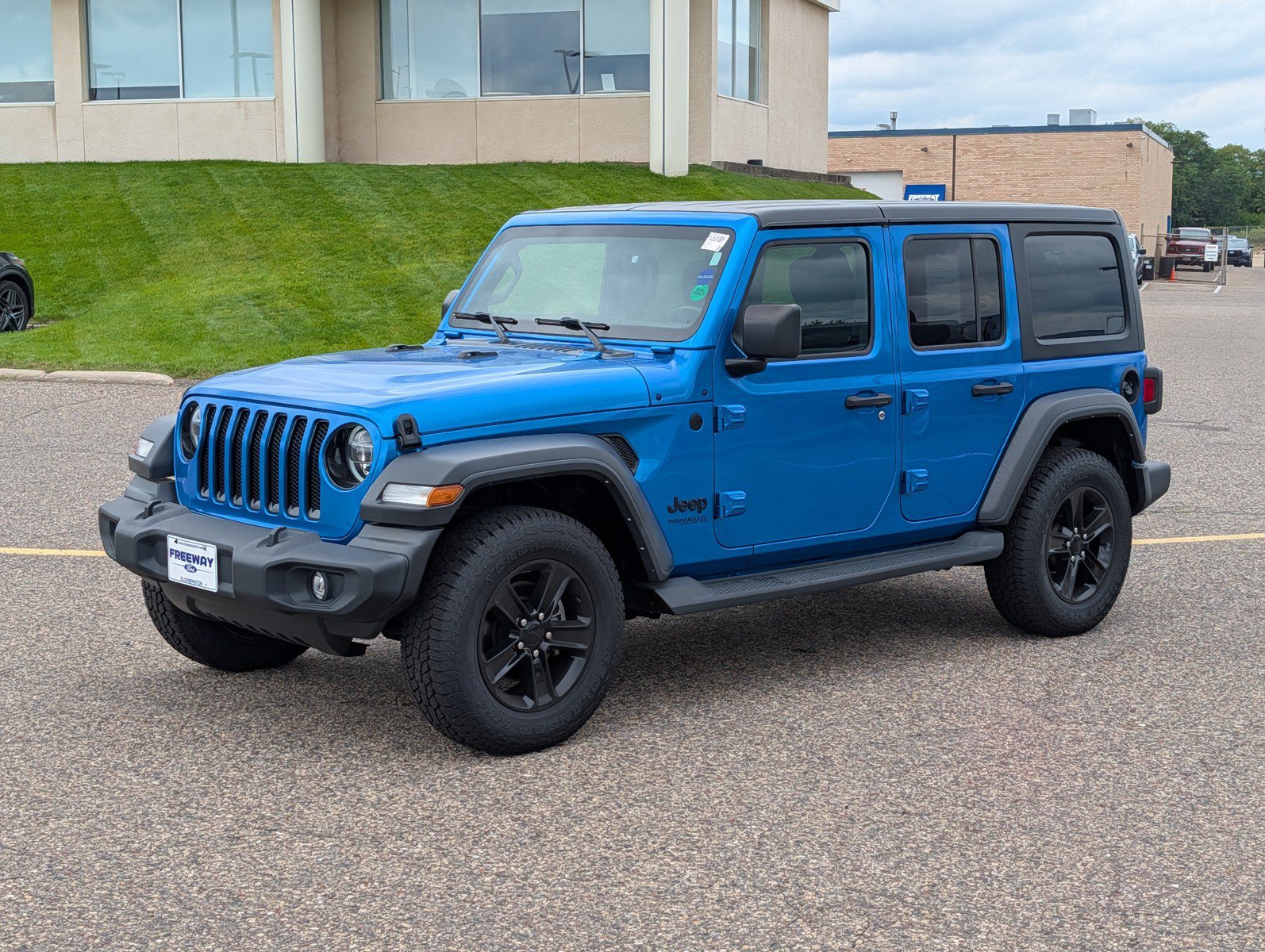 Used 2022 Jeep Wrangler Unlimited Sport AWD/4WD image 1