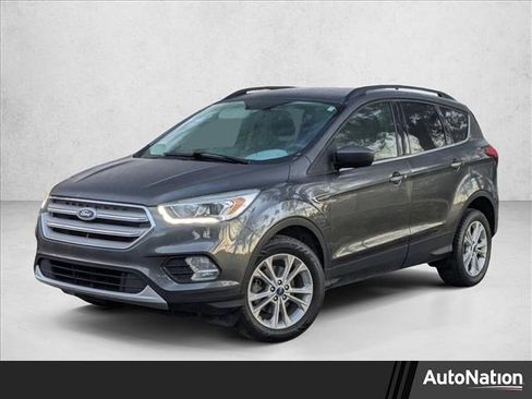 Used 2019 Ford Escape SEL image 1