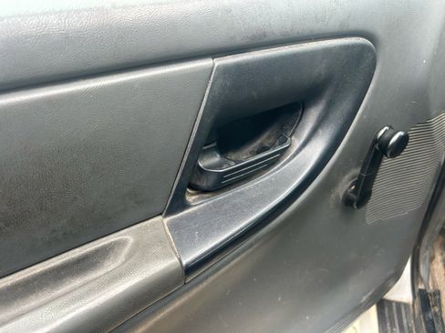 Used 2005 Ford Ranger XL image 12