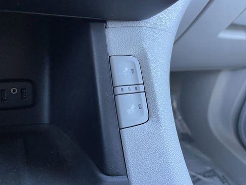 Used 2017 GMC Acadia SLT image 31