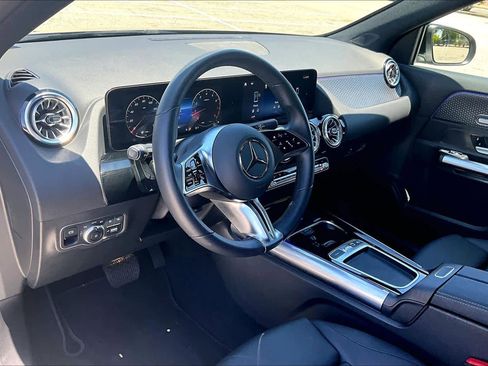 Certified 2025 Mercedes-Benz GLA 250 image 18