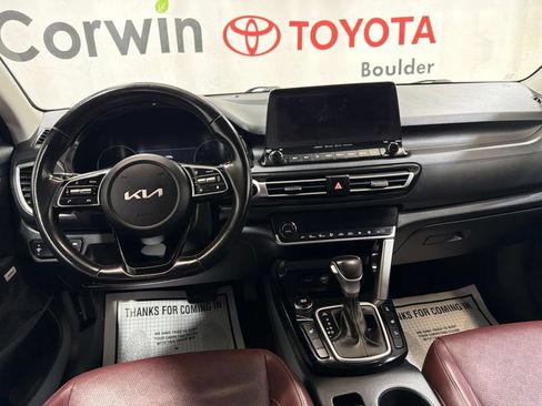 Used 2022 Kia Seltos SX AWD/4WD image 22